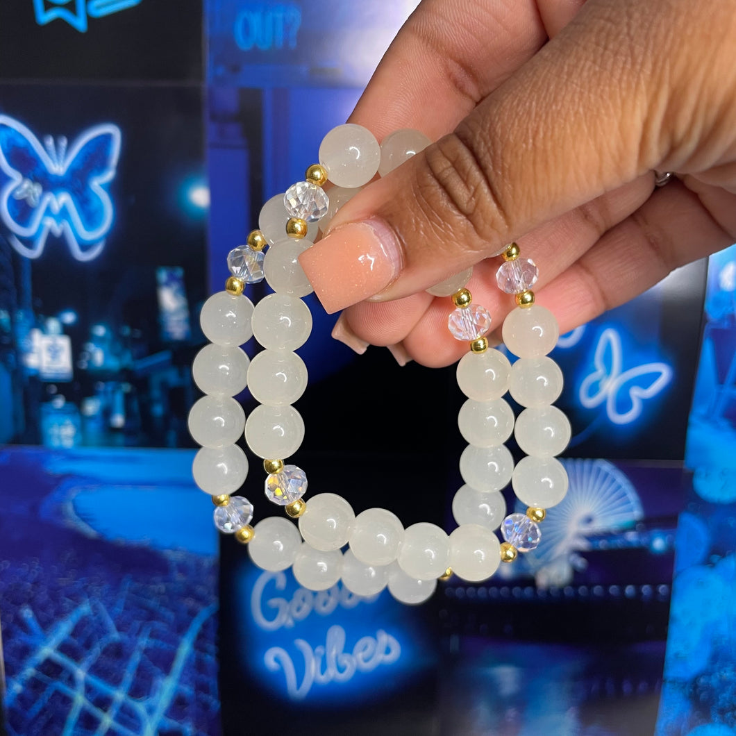 Classy Soft White Crystal Bracelet